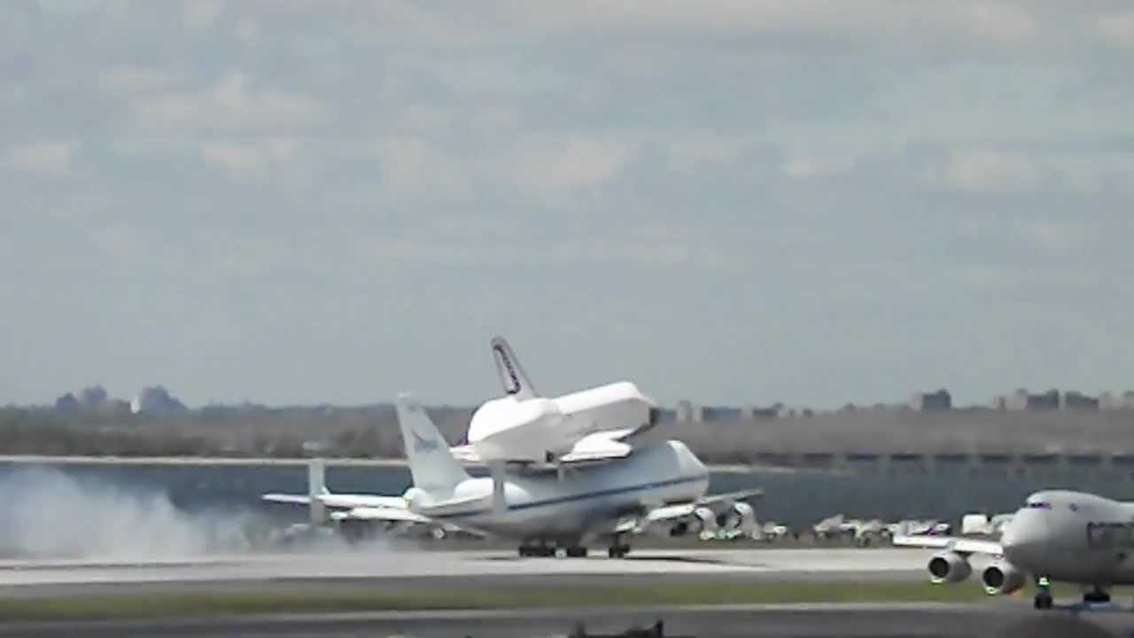 Space Shuttle Enterprise Landing in JFK international airport NYC YouTube