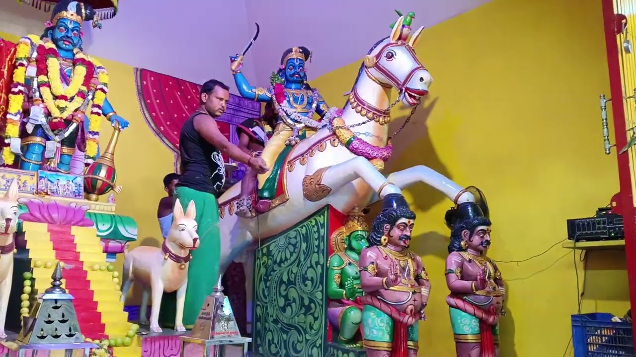 அம்மாவாசை குதீரை மேல் ஏறி அருள்வாக்கு குறும் கருப்பசாமி#karupanasammy #tamil #tr #motivation