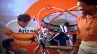 Houston Astros Make Nolan Ryan 1st Million Dollar Man, 1980!