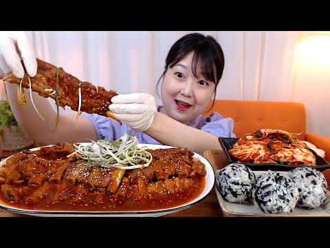 입에서 살살 녹는 매콤한 통등갈비찜 주먹밥 배추김치 먹방 Spicy <strong>Galbi</strong>-<strong>Jjim</strong> Kimchi Koreanfood Mukbang