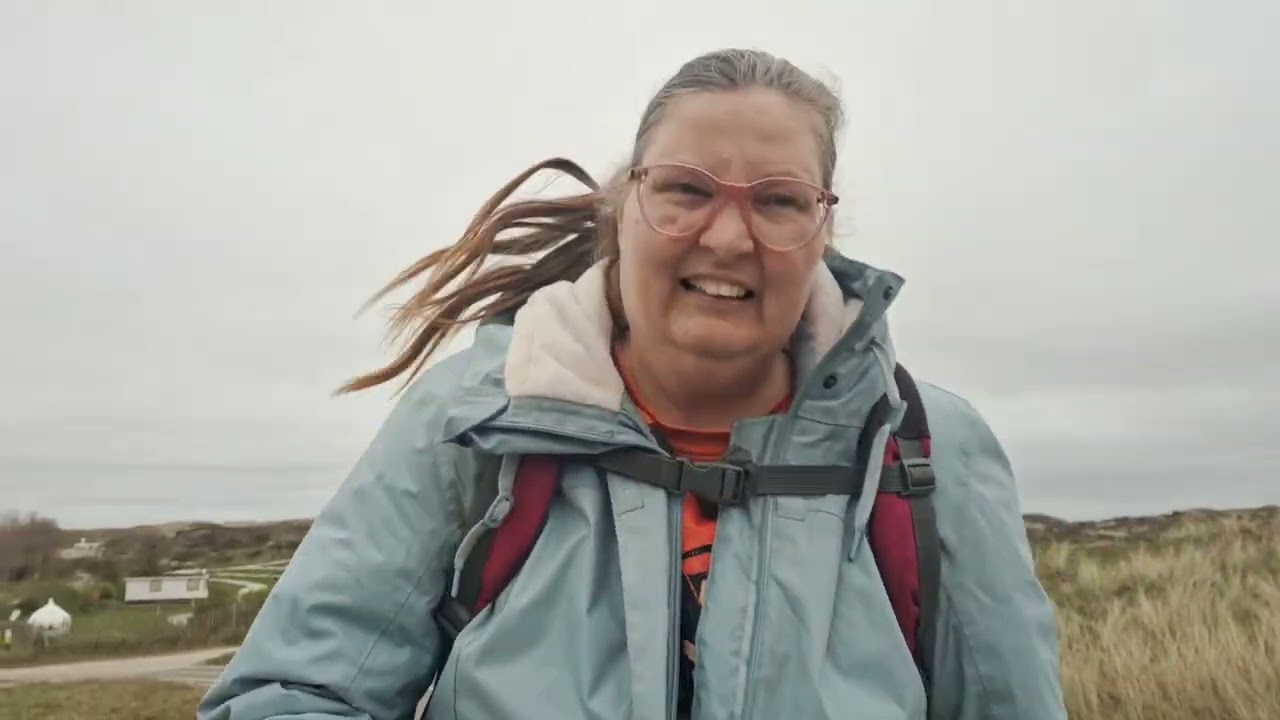 ik ben vloggersannelies over de stand wandelen en de bossen duinen  wandelen in Katwijk aan Zee