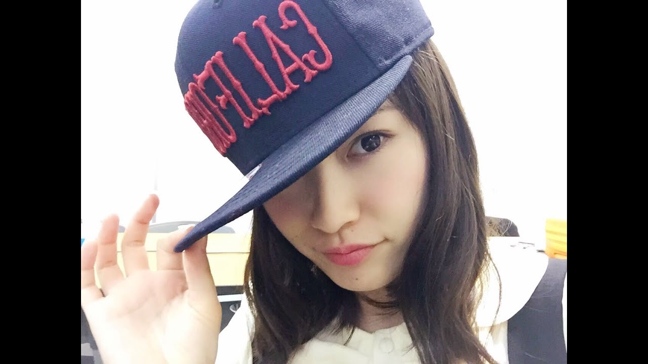 帽子のシールは剥がす 剥がさない シールに隠された知られざる意味とは