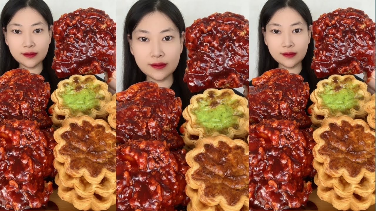 The Ultimate Crunch: Sweet & Spicy Fried Chicken! 🍗🔥