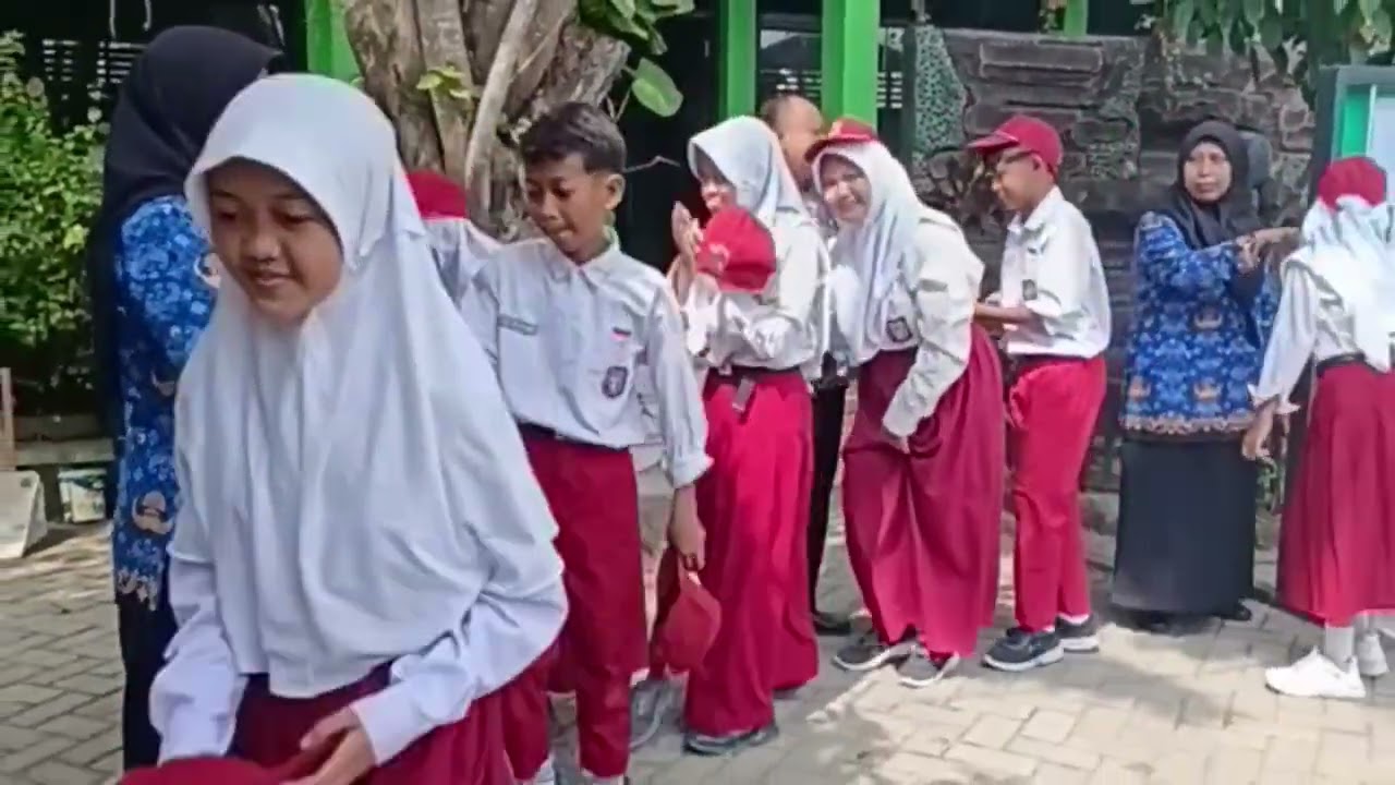 Lagu Perpisahan SD - Lagu Kelulusan