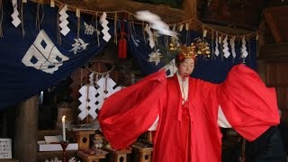 横手市貴船神社例祭　御神楽～巫女舞