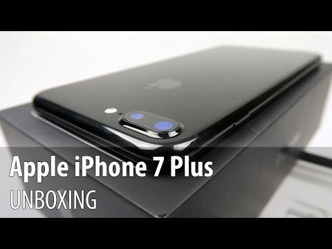 Apple iPhone 7 Plus Review. 