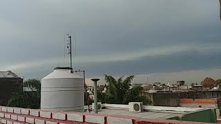 Tormenta pasando en la ciudad