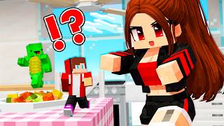 WHY Did JJ and MIKEY Hide IN SISTER GIANT HOUSE!? Can it be a TRAP? - Maizen Minecraft JJ &amp; Mikey