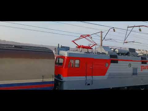 Электровоз ЭП1-131 с