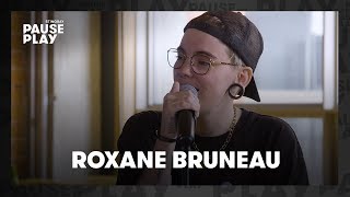 Video-Miniaturansicht von „Roxane Bruneau - Des p'tits bouts de toi | Stingray PausePlay“