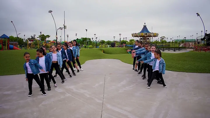 Reggaeton infantil - inst. De danzas Geraldine Fer...