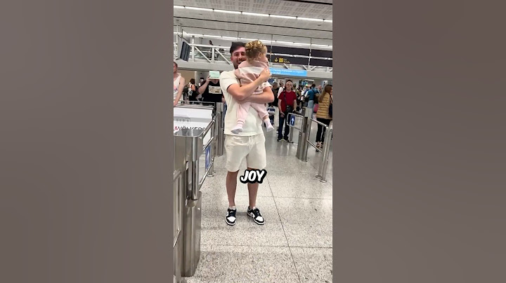 Daughter's Reunion With Dad Will Make You Smile 😊