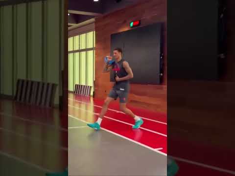 summer sessions w/ Bari 💪  #rockets #nba