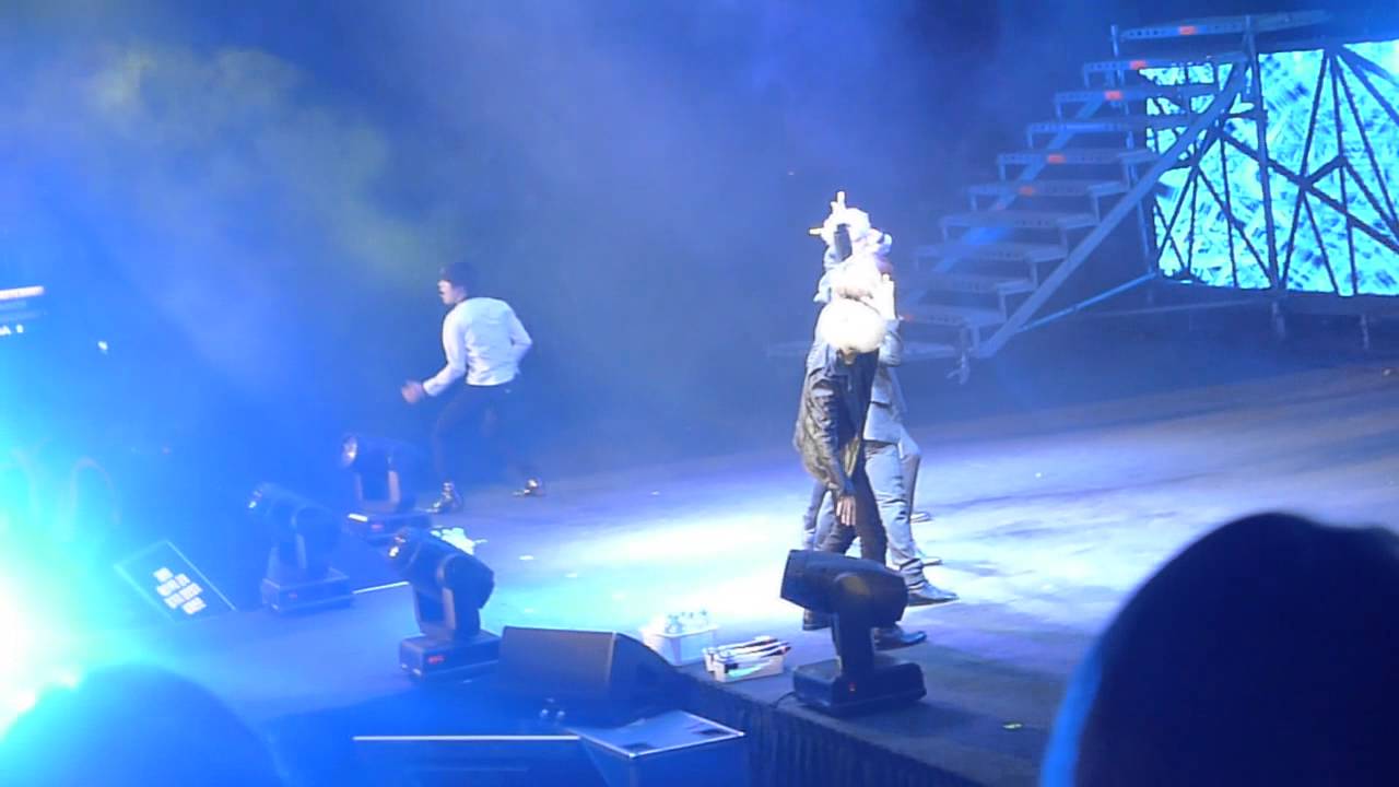 [fancam] Shinee world lll in Argentina 080414 PART OF SHERLOCK - YouTube