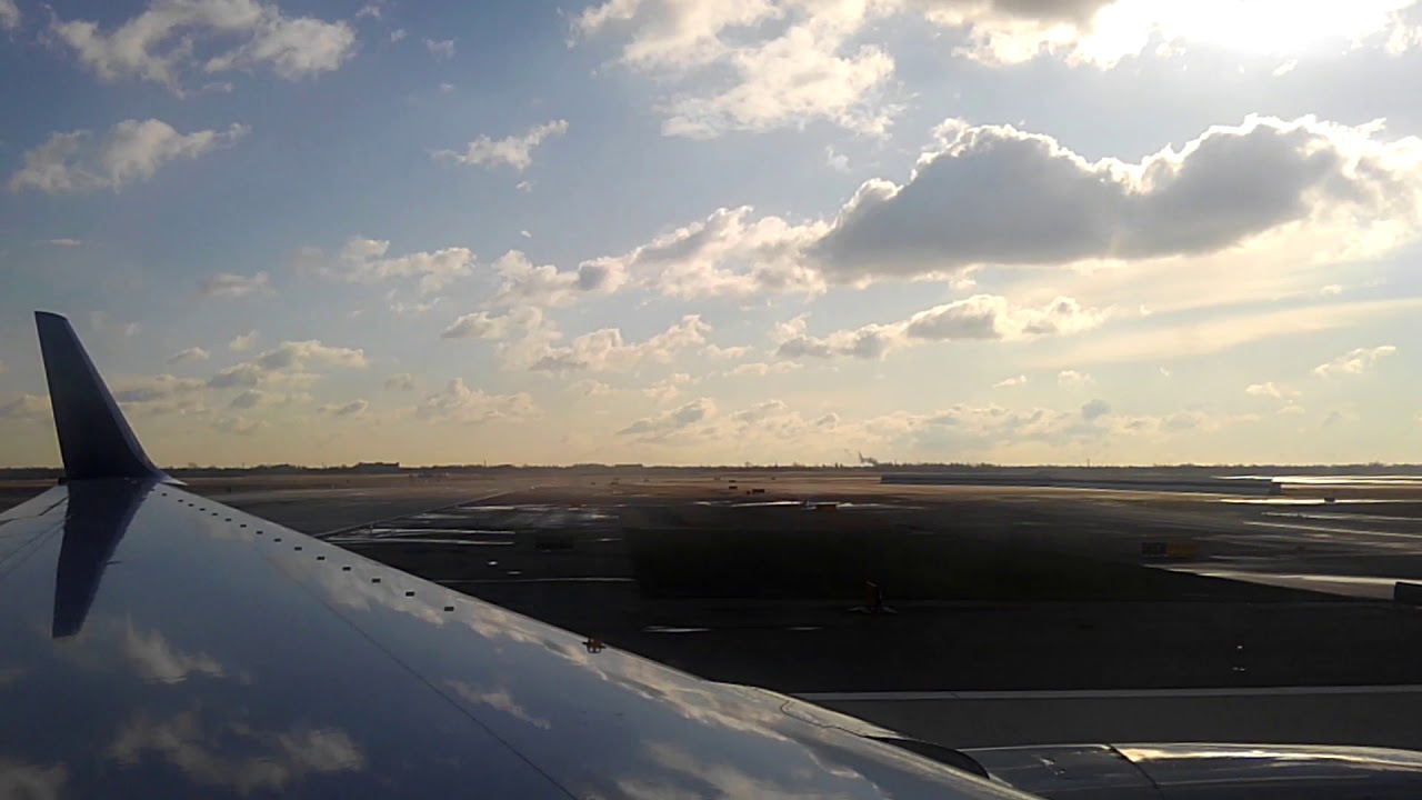 DL461 NYC JFK-Airport Takeoff - YouTube
