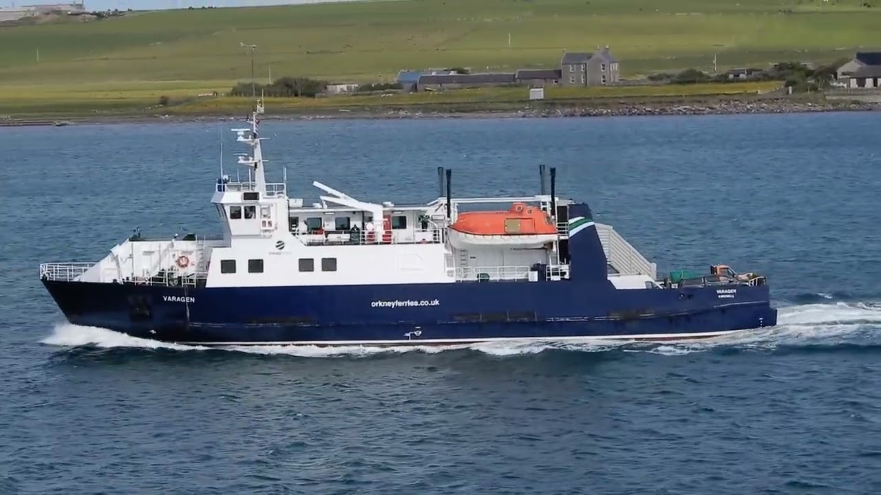 Fähre VARAGEN aus Fahrtrichtung Kirkwall (GB) am 02.06.2025.
