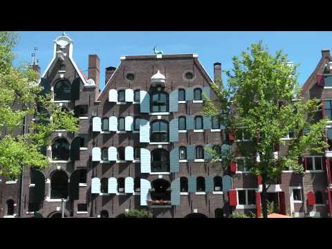 Video: Kuulsad väljakud (Pleinen) Amsterdamis, Hollandis