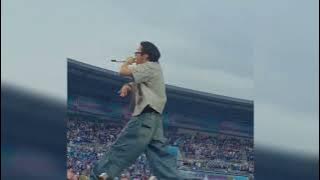 j-hope performing “Mic Drop” at Psy’s Summer Swag Festival!! #jhope #hobi #jhopebts