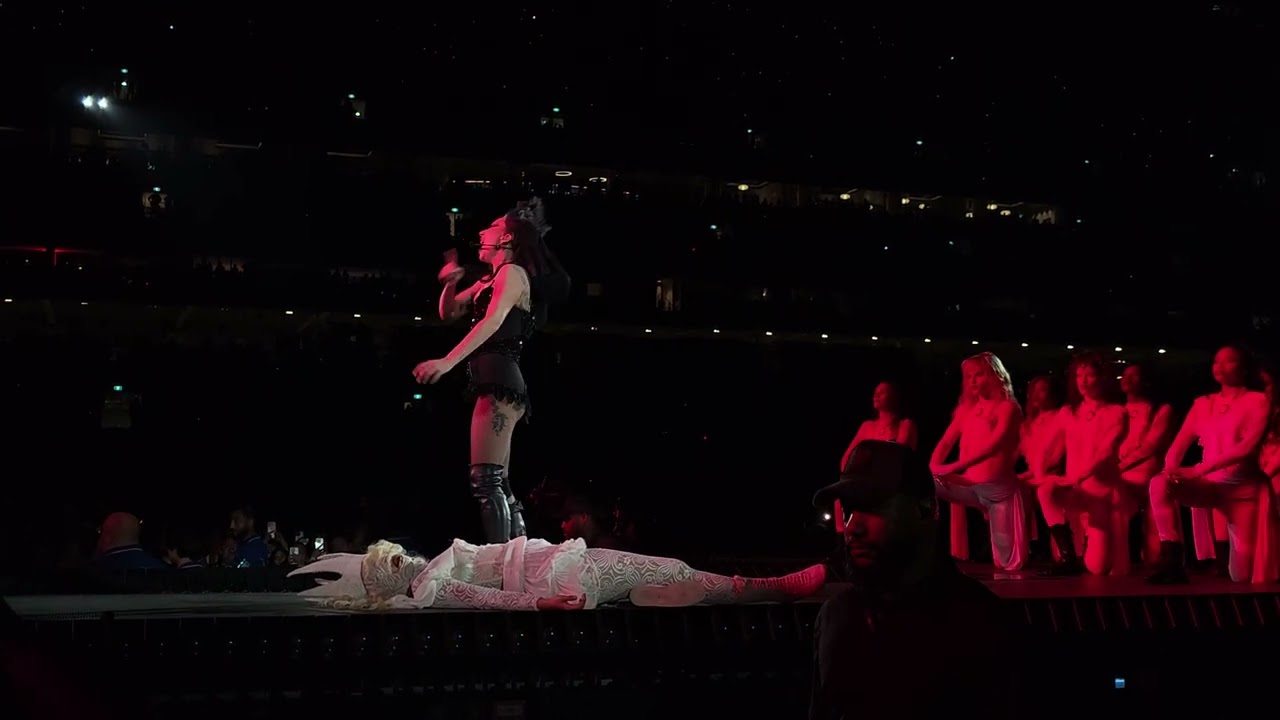 Off With Her Head -  Lady Gaga (Mayhem Ball Tour Sydney 12/12/2025)