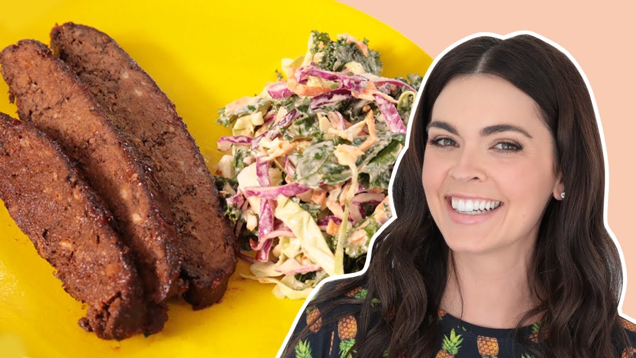 Katie Lee Makes BBQ Jackfruit Brisket | What Would Katie Eat? | Food Network