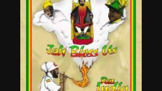 Video thumbnail of "Ras Indio - Rastafari calls"