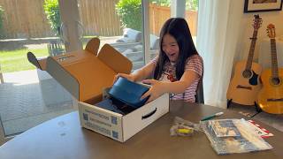 BLU Track Performance Race Track Stunt Set Unboxing and Review by Joshy's Playtime!