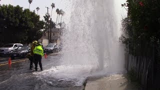 LAFD Light Force 26 Shuts Down a Sheared Hydrant in Arlington Heights