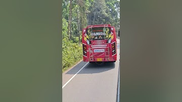 🔥🔥KSRTC VS PRIVATE BUS🔥🔥 KERALA #shorts #trending #ksrtcbus