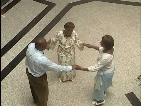 Upendo Nkone & Pastor Malumbu Ft Dovya Gospel Singers - Yesu Wa Rehema (Official Music Video) (MM7)