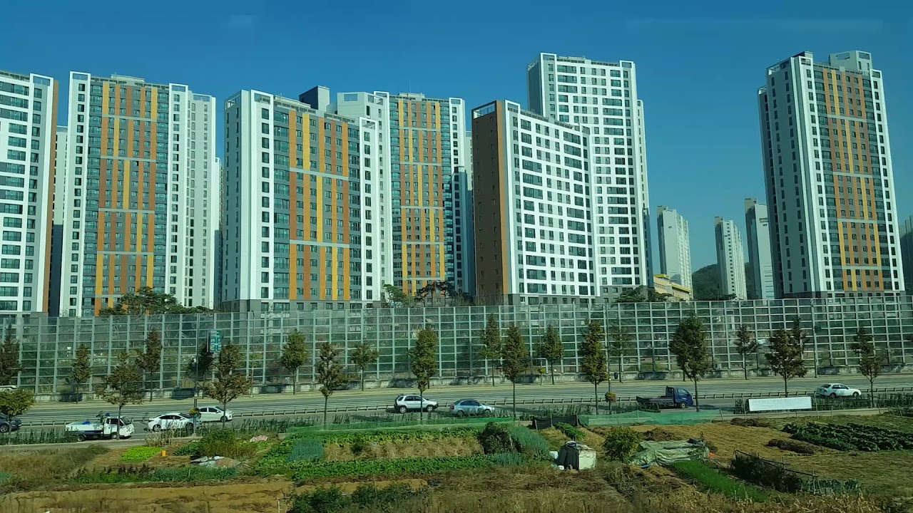 Lihat pemandangan dari dalam kereta di korea selatan - YouTube