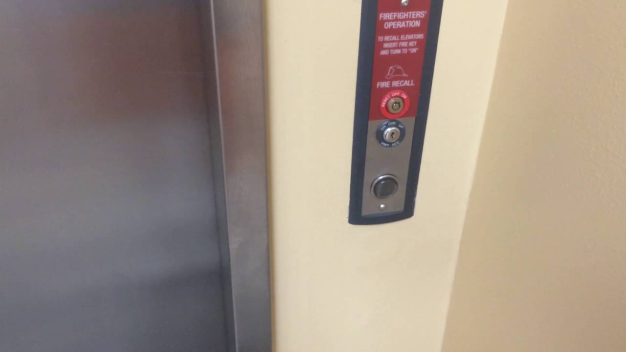 Searcy, AR Phenomenal ThyssenKrupp Signa4 Hydraulic Elevator in Sears