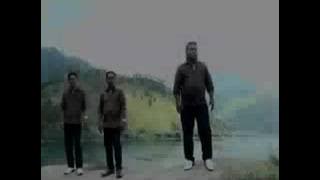 Kaperas tongging-tosima trio