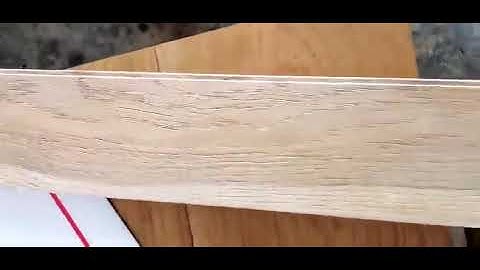 Multi Layer Engineered Herringbones Flooring Waterproof Test