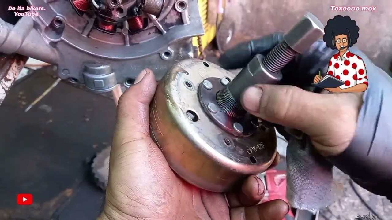 Cambiando bomba de aceite y cadena de aceite de motoneta.