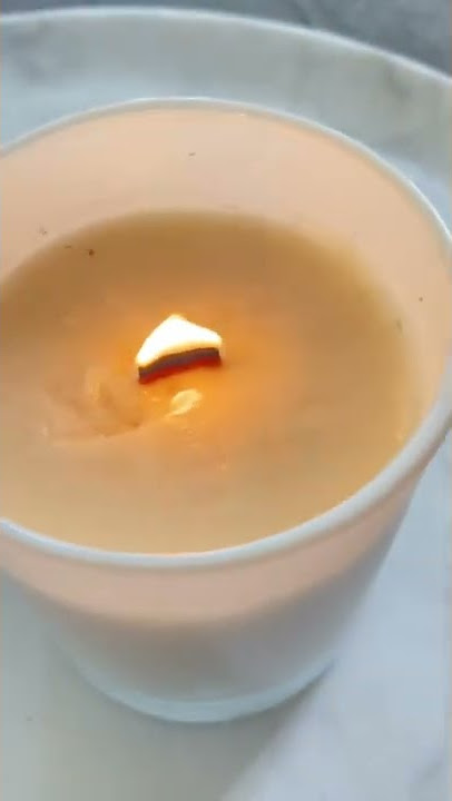 how does a wooden wick crackle? 🧨 