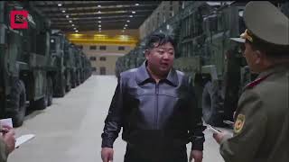 💣Ким Чен Ын осматривает большое количество единиц новой «системы тактического ракетного вооружения»!