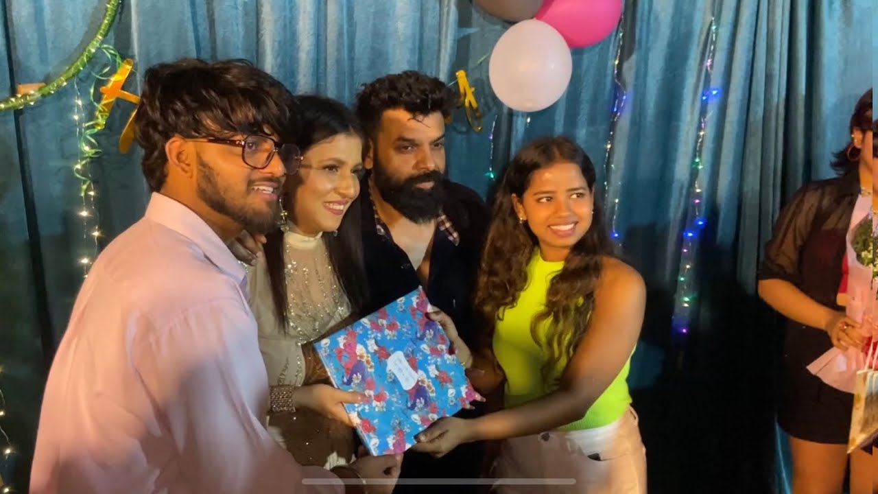 Sanjeela’s party for anniversary and her and him birthday. They were enjoying to her house.😊