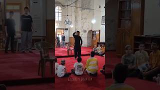 Demet Akalın Yerine Dur İslami Versiyon