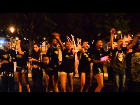 Tocha Olímpica em  Uberlândia / protesto contra o golpe