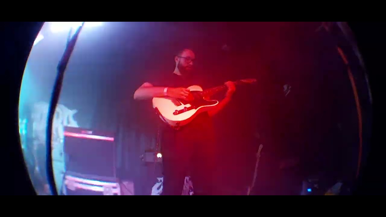 Watch Chicanes - Beef. Live at Voodoo Daddy's on YouTube Watch Chicanes - Beef. Live at Voodoo Daddy's on YouTube