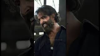 Famous HUMILITY AT ITS BEST#akshaykumar picks up#papsshoes#shorts#bollywood#mumbai#actor#humani Net Worth