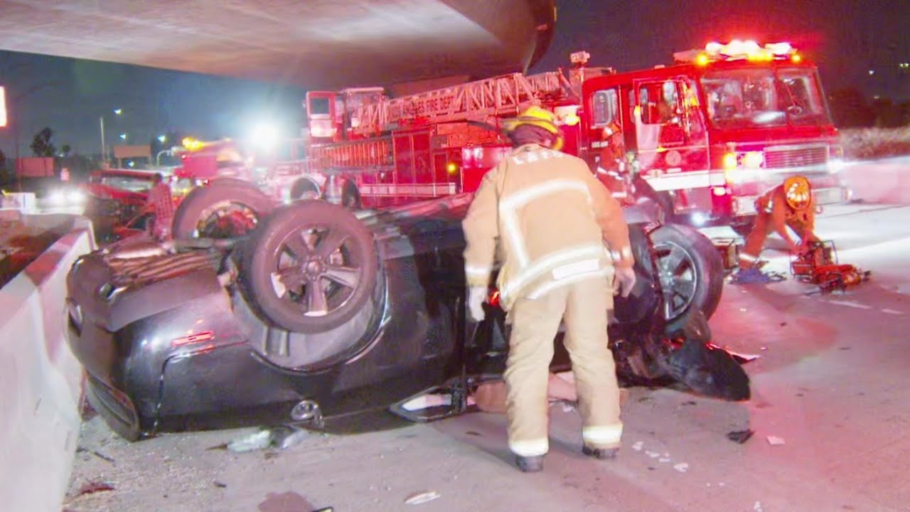 Pacoima, CA 1 Killed in 2Vehicle Crash With Rollover on 118 Freeway