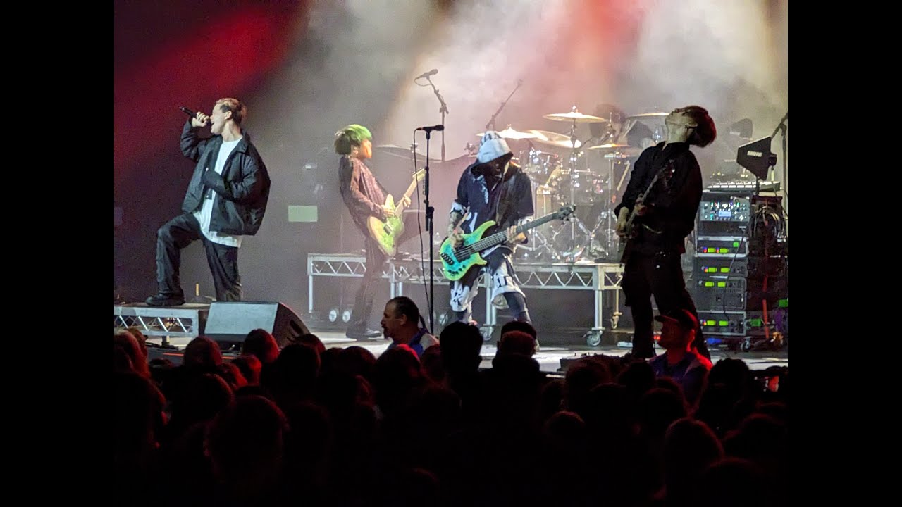 coldrain-live-in-sydney-cut-my-heart-into-pieces-tour-2023-youtube
