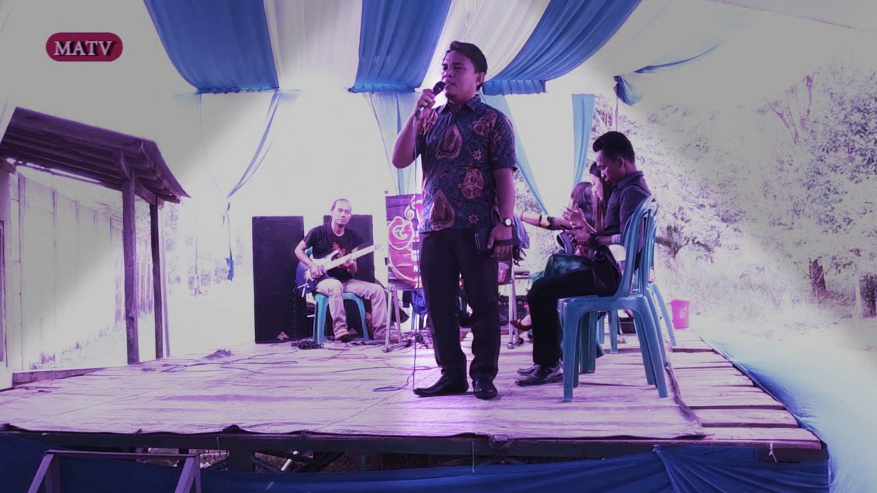 Cinta Hampa D'lloyd - YouTube