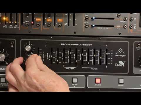 Behringer TORO Bass Synthesizer