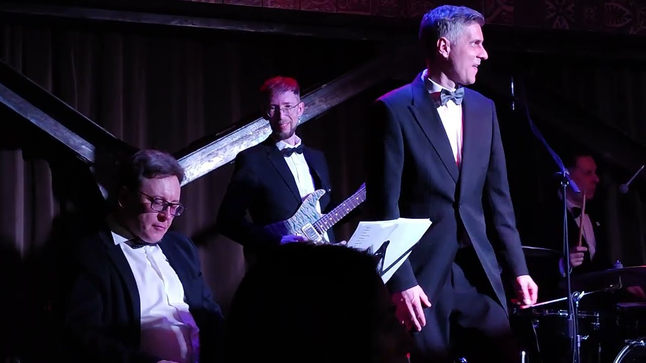 The Smackers - All She Wants To Do Is Rock