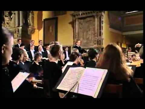 Bernarda Fink sings "Schliesse, Mein Herz" from Bach's Xmas Oratorio
