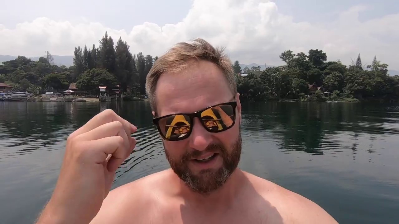 CANOEING ON LAKE TOBA, SUMATRA 🇮🇩