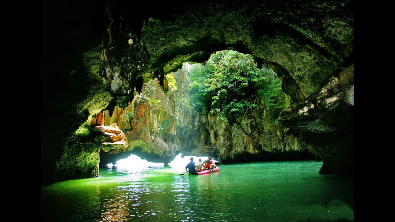Hong Island - Passing through a Sea-Cave
