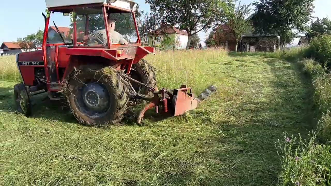 Imt roto kosa - kosim travu, traktor imt 542